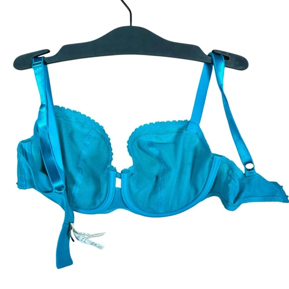 CHANTELLE Sheer Mesh Underwire Balconette Bra - Picture 6 of 10